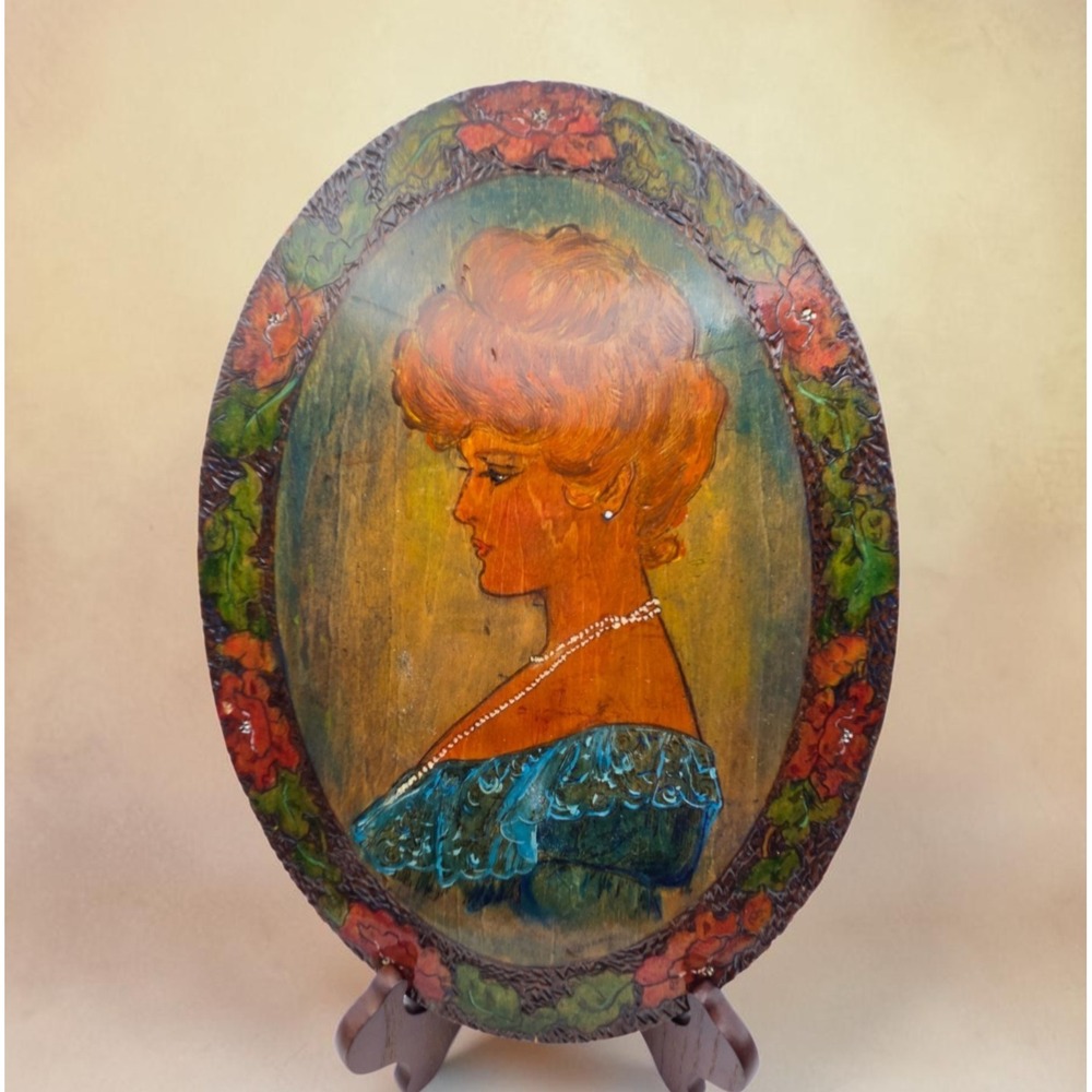 Vintage Oval Wooden Wall Plaque Of Elegant Lady 13.5 x 9.75 Gallery Wall Cottage